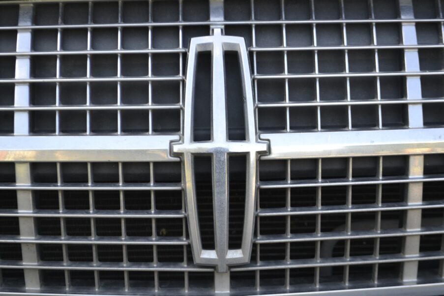 Image of a Lincoln